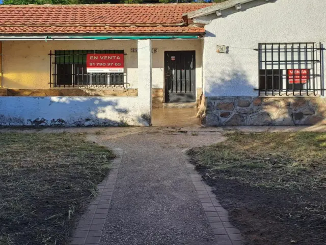 Casa en venta en Calle de la Loma, 30 en Blascosancho por 54,000 €